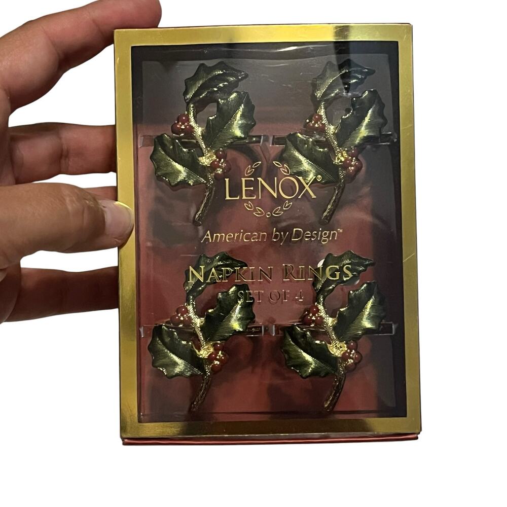 Lenox Holly Berry Napkin Rings Set of 4
